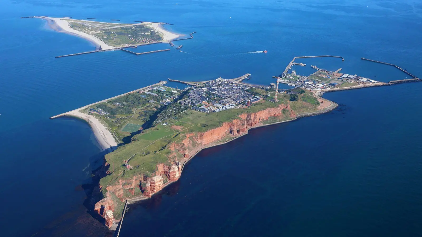 Die Insel hat in der Nacht den Blackout geprobt (Archivbild). (Foto: Stefan Rampfel/dpa)