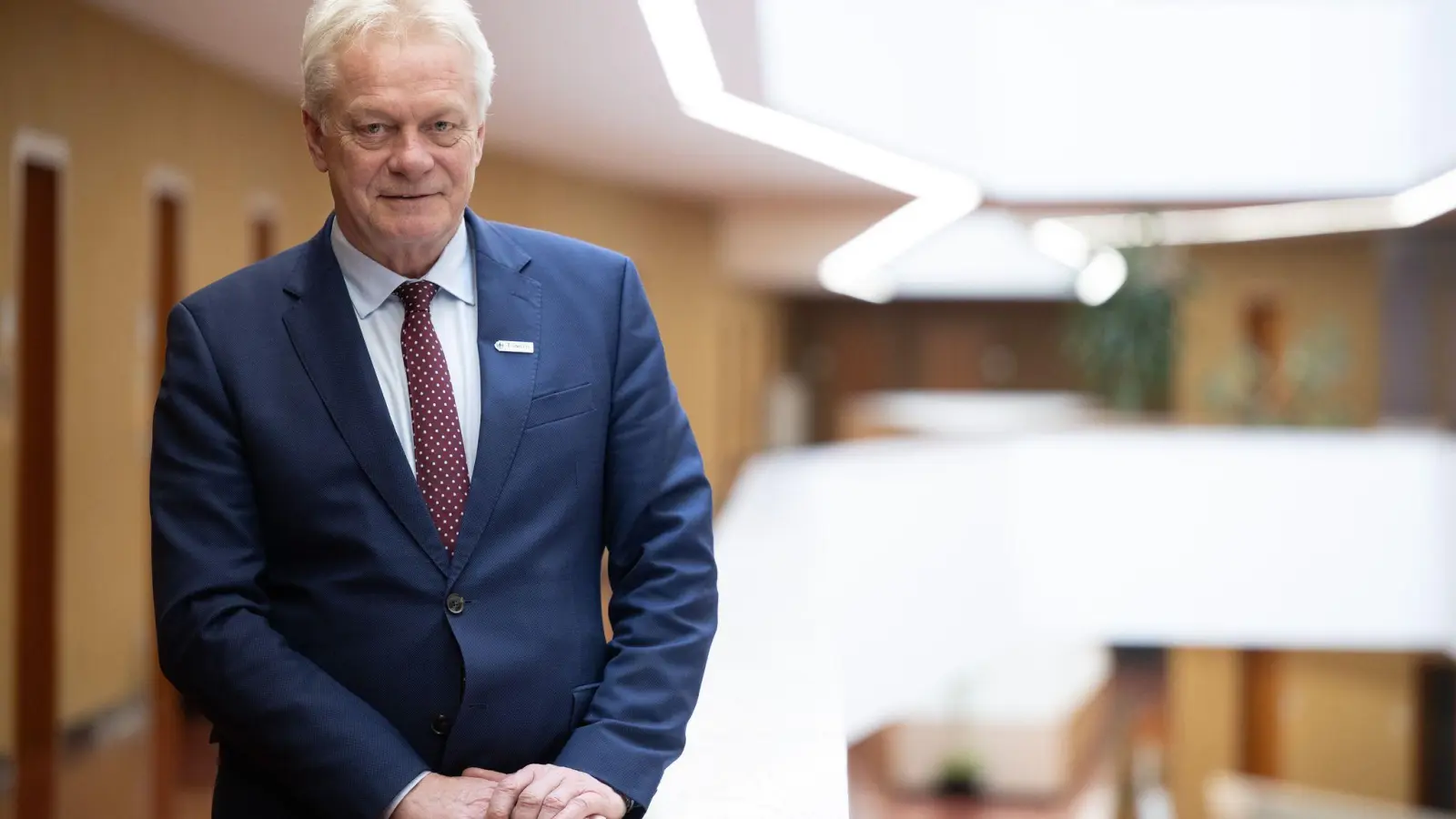 Agrarminister Rainer lehnt weitere Verteuerungen von Lebensmitteln ab. (Archivbild) (Foto: Sebastian Gollnow/dpa)