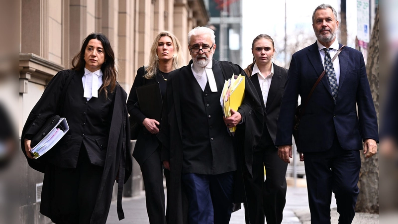 Im Fall einer wegen dreifachen Mordes mit Giftpilzen zu lebenslanger Haft verurteilten Frau hat in Australien die Berufungsverhandlung begonnen. Die Anwälte (Bild) beanstanden Verfahrensfehler. (Foto: Joel Carrett/AAP/dpa)