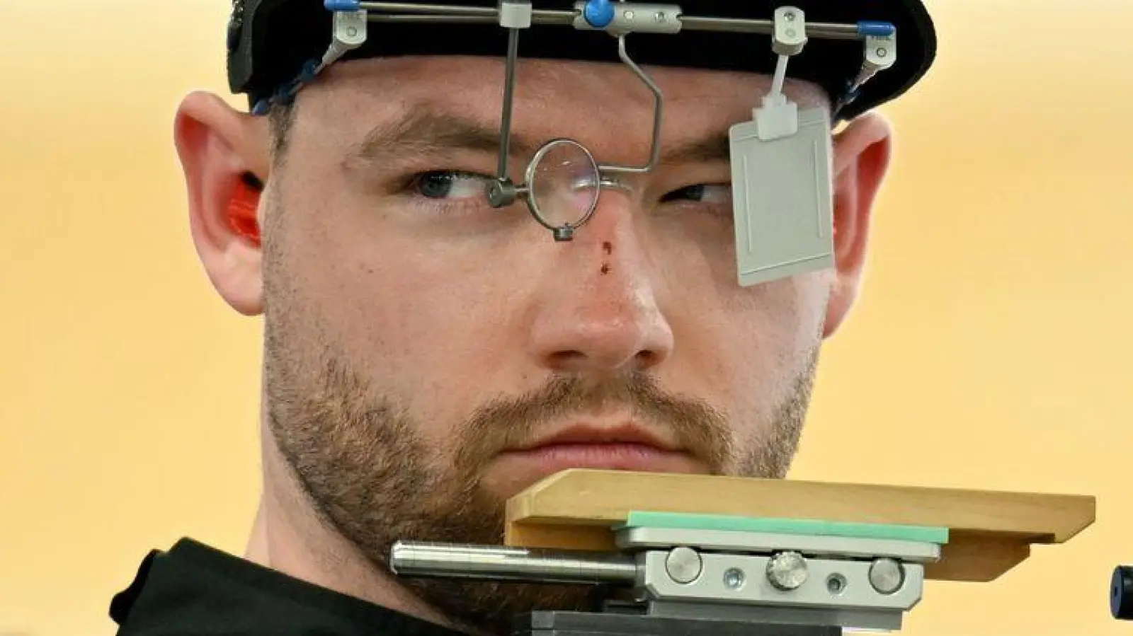  Maximilian Ulbrich holte mit seinem Team den EM-Titel mit dem Luftgewehr und im Einzel Silber. (Archivbild) (Foto: Sina Schuldt/dpa)