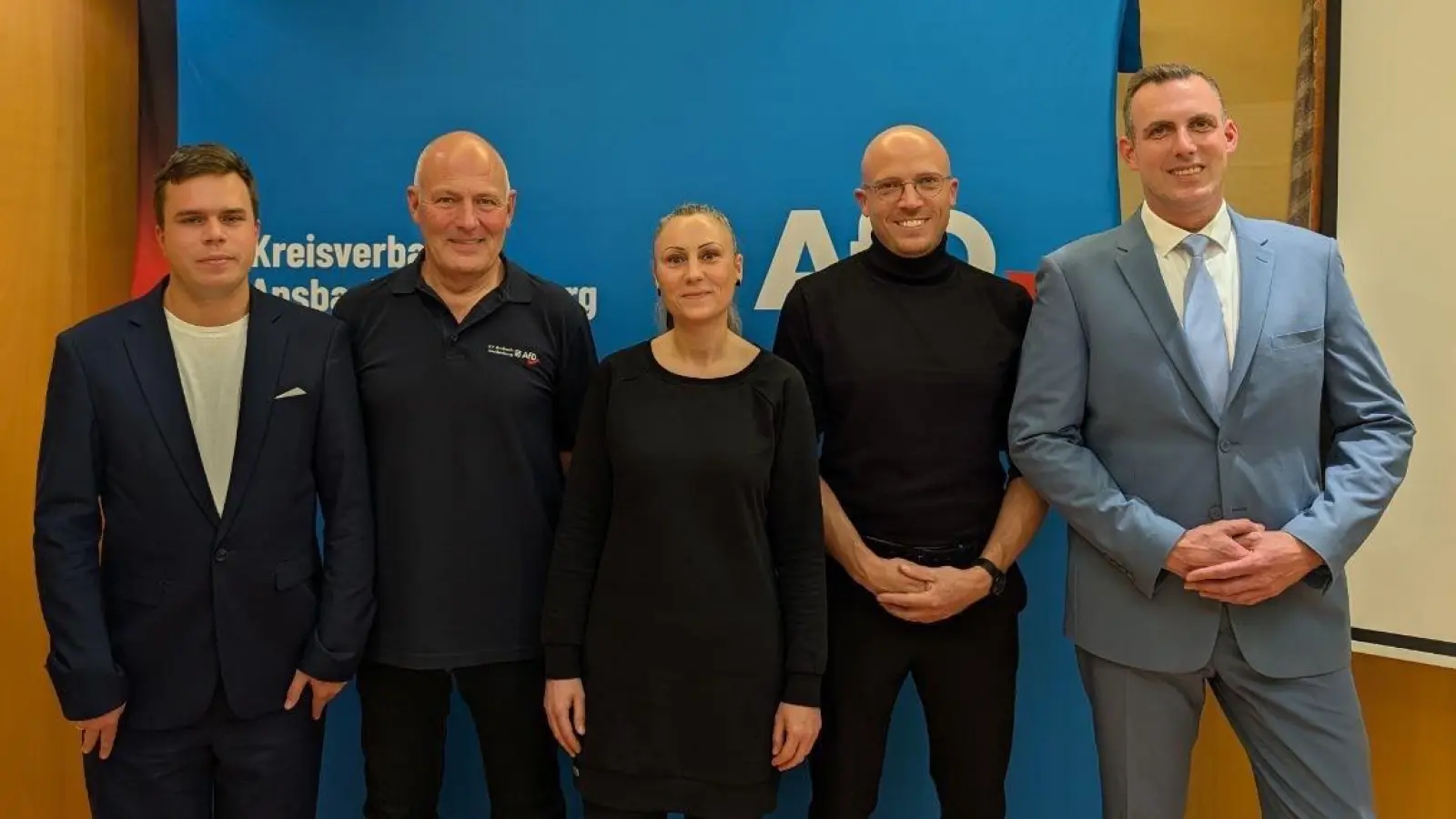 Daniel Lösch, Wolfgang Nabers, Daniela Liebscher, Johannes Meier und Andreas Abs (von links) treten für die AfD bei der Kommunalwahl an. (Foto: Sebastian Bäumler)