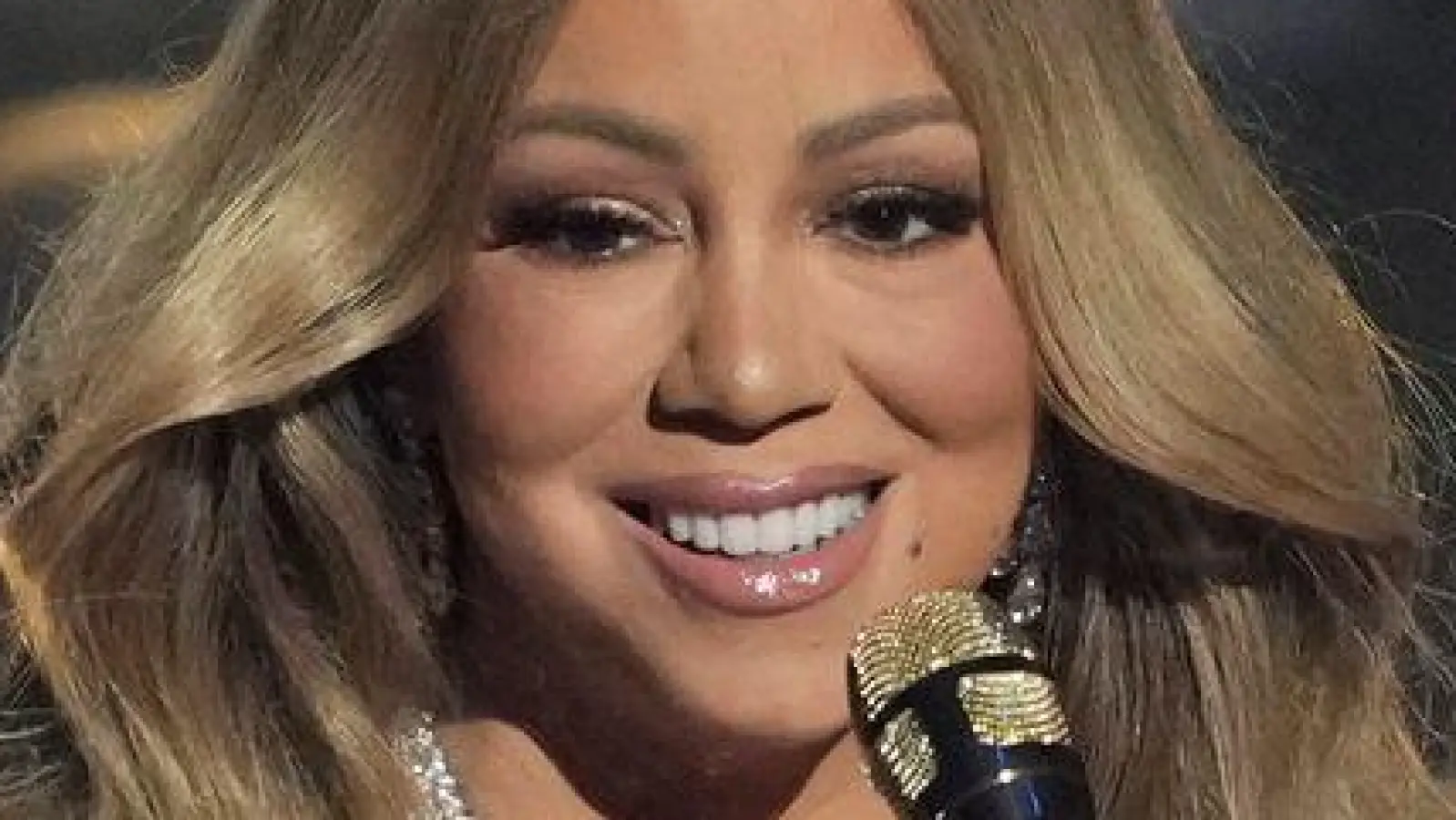 Mit „All I Want for Christmas Is You“ jede Weihnachtszeit in den Charts: Mariah Carey. (Archivbild) (Foto: Charles Sykes/Invision/AP/dpa)