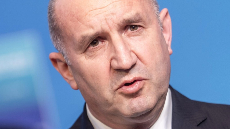 Bulgariens Ministerpräsident Rumen Radev zufolge gab es vor der Küste des Landes erneut Drohnenangriffe auf kommerzielle Schiffe. (Archivfoto) (Foto: Michael Kappeler/dpa)
