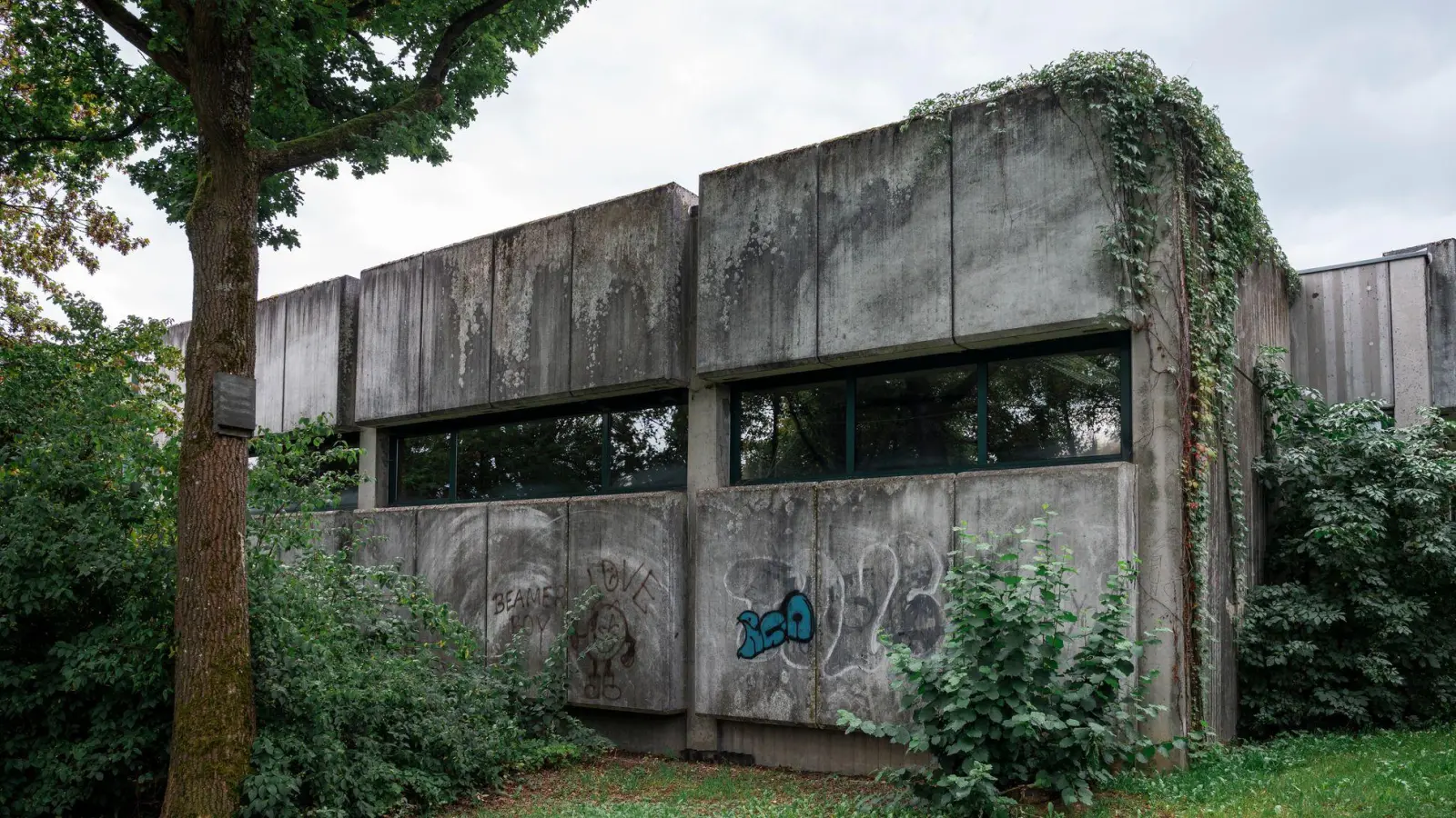 Einen Zeitpunkt für die Sanierung gibt es mangels Geld nicht. (Foto: Daniel Vogl/dpa)