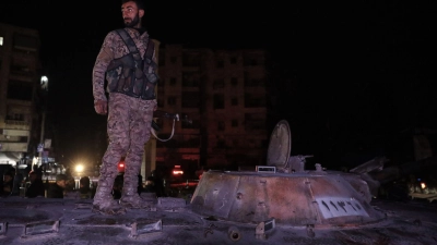 Die Kämpfe zwischen Regierungstruppen und syrischen Kämpfern sind nach einer kurzen Waffenruhe wieder aufgeflammt. (Foto: Omar Albam/AP/dpa)