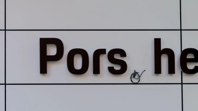 Porsche hat 2025 ein Zehntel weniger Auto verkauft. (Archivbild) (Foto: Rolf Vennenbernd/dpa)