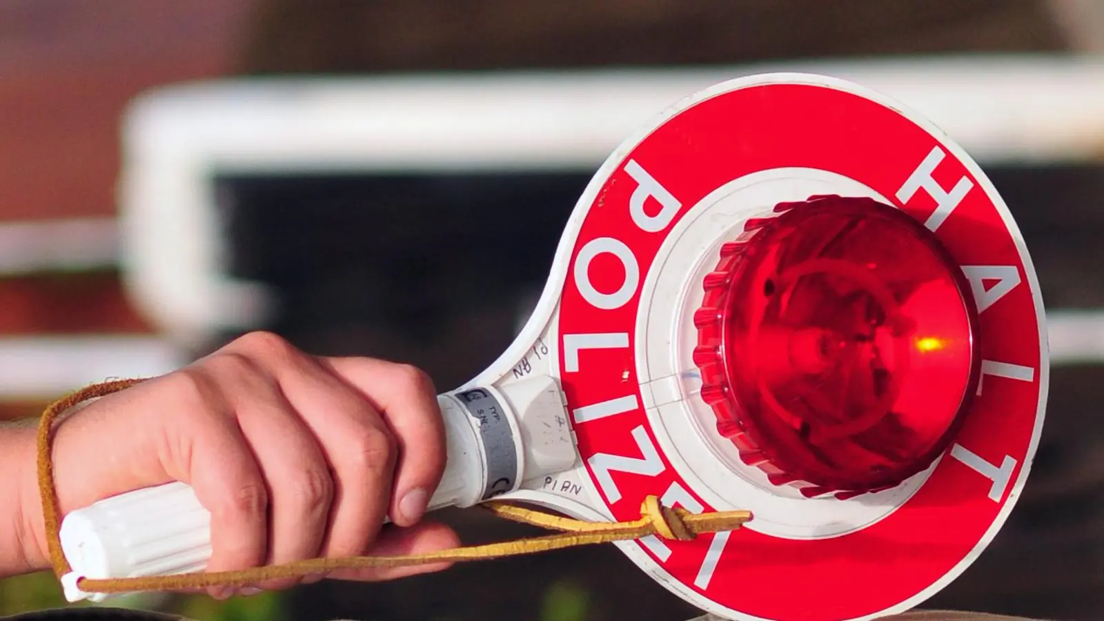 Gleich zwei Mal hat die Polizei die Fahrt mit dem illegalen Gefährt gestoppt.  (Foto: Jim Albright)