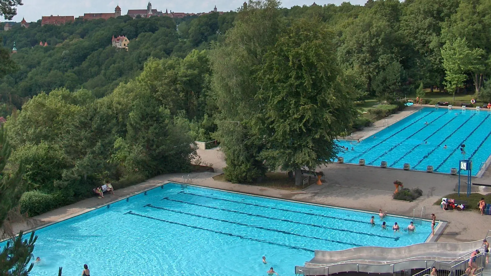 Eine Abkühlung gefällig? Das Freibad eröffnet morgen die Saison 2024. (Foto: Stadtwerke Rothenburg)