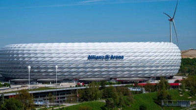 Gleich mehrere Großkonzerte steigen im Juni in der Allianz-Arena im Norden Münchens. (Archivbild) (Foto: Peter Kneffel/dpa)
