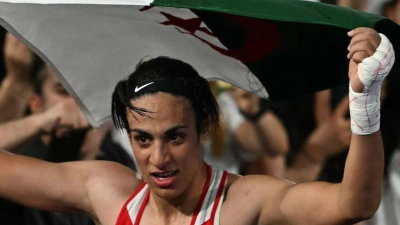 War bei Olympia 2024 Gegenstand der Debatten: Imane Khelif. (Foto: Mauro Pimentel/AFP/dpa)