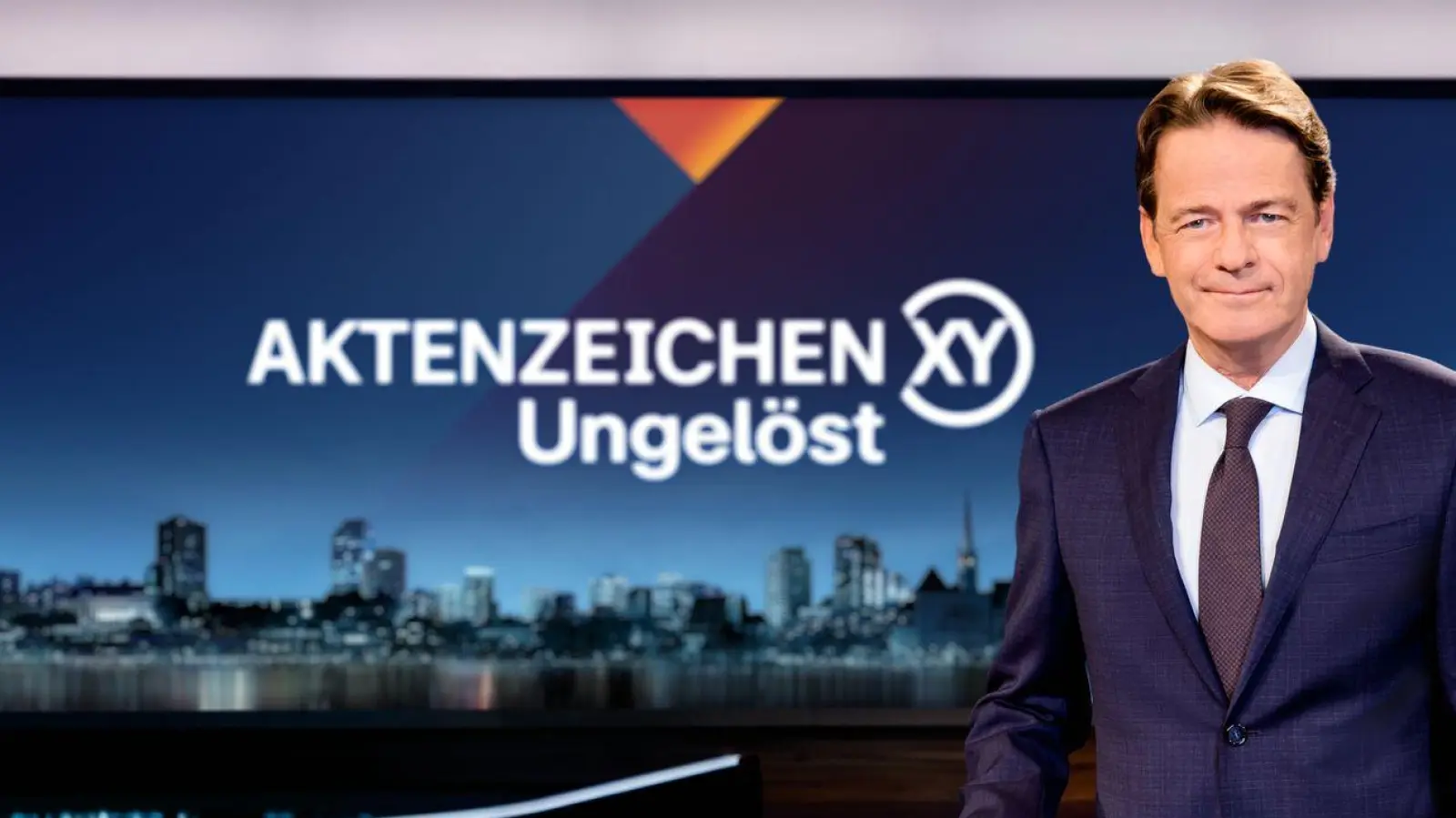 „Aktenzeichen XY... ungelöst“-Moderator Rudi Cerne. (Foto: Nadine Rupp/ZDF/dpa)