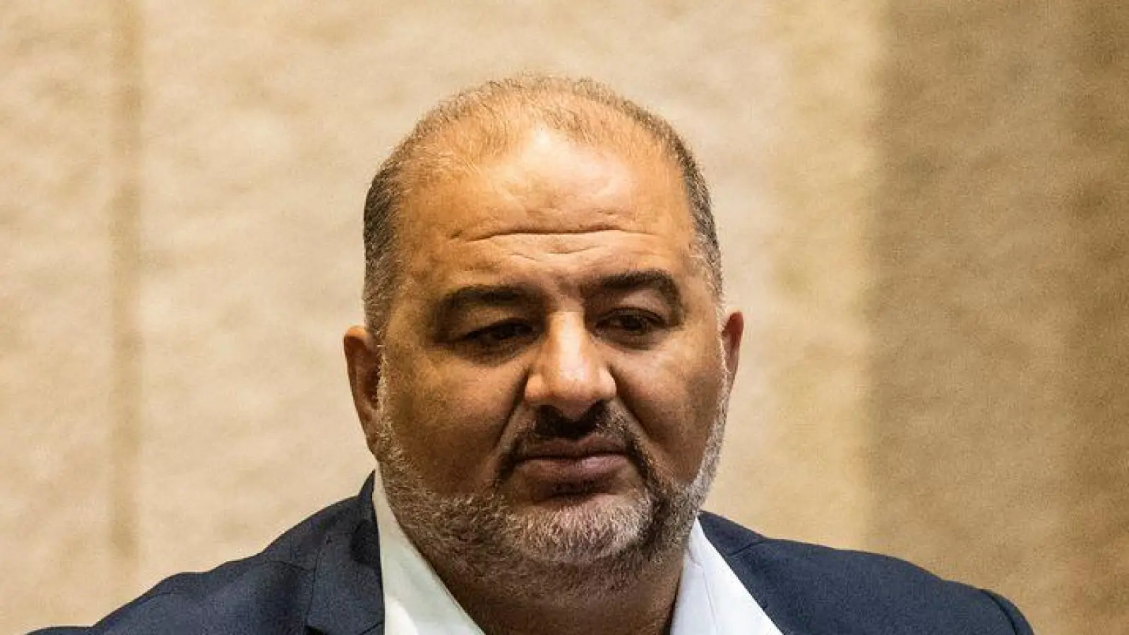 Besonders entscheidend bei der Wahl könnte die islamisch-konservative Raam unter Mansur Abbas werden. (Archivbild) (Foto: Ilia Yefimovich/dpa)