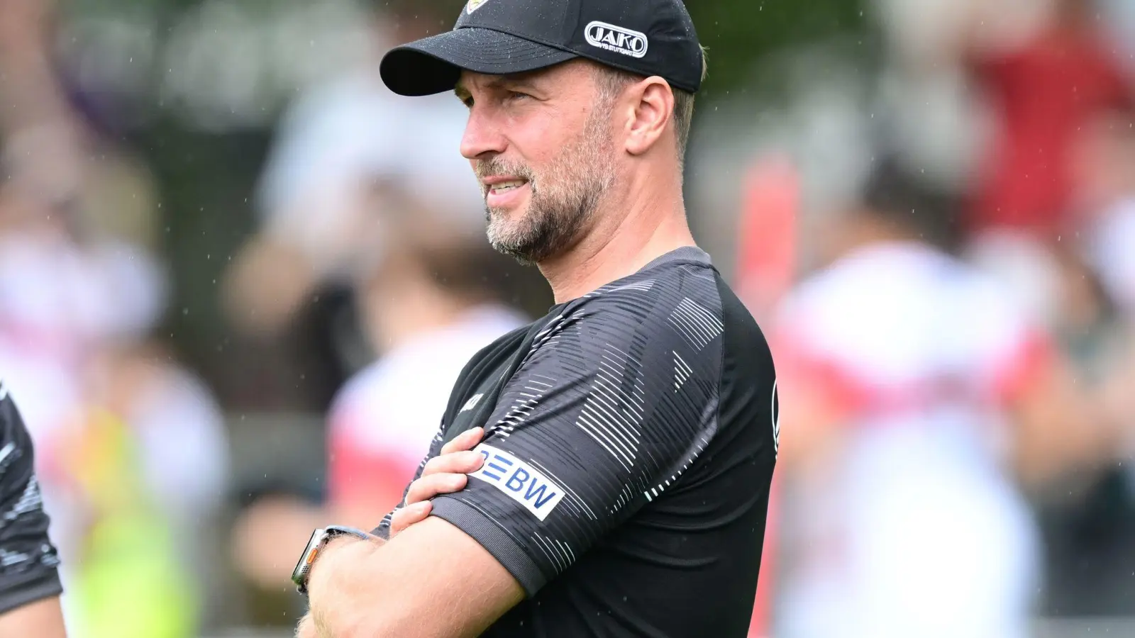 Sebastian Hoeneß tauschte sich zu Beginn der Woche mit Bundestrainer Jürgen Klopp über die Nationalmannschaftsperspektive der Spieler des VfB Stuttgart aus. (Archivbild) (Foto: Bernd Weißbrod/dpa)