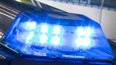 Ein Junge aus Bechofen wurde bei einem Verkehrsunfall verletzt. (Symbolbild: Friso Gentsch/dpa)