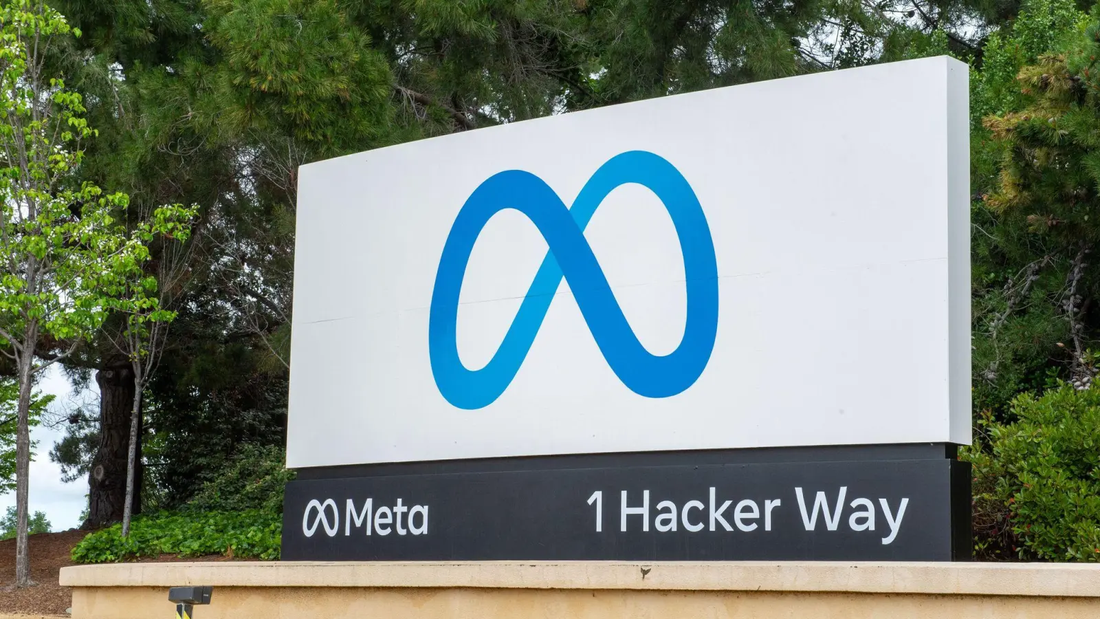 Virtuelle Welten unter dem Namen Metaverse sollten einst die Zukunft des Facebook-Konzerns sein. (Archivbild) (Foto: Andrej Sokolow/dpa)