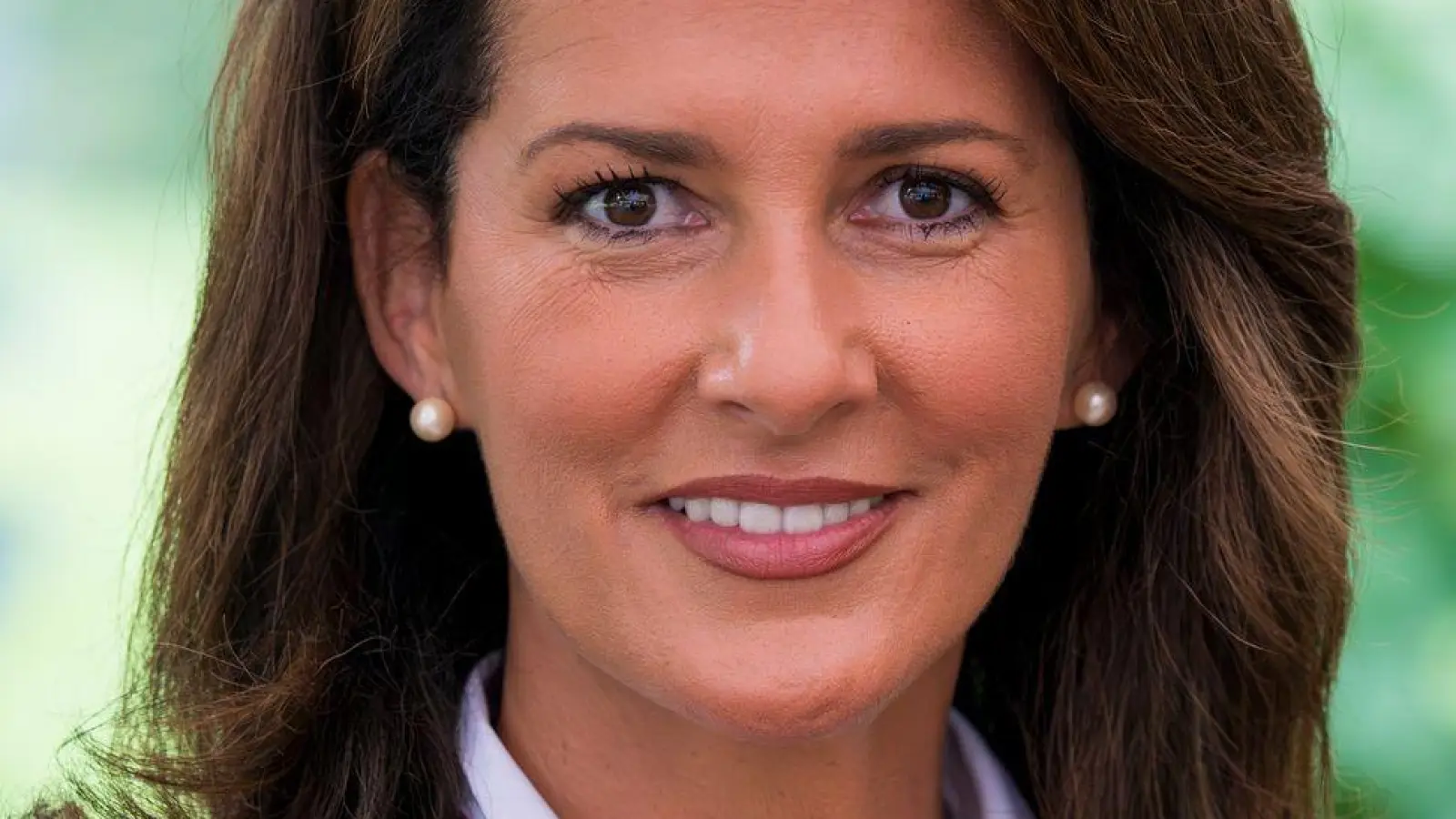 Unfreiwillige Wartezeit für Agrarministerin Kaniber am Berliner Flughafen. Der Eisregen verhinderte ihren Abflug in Richtung München. (Archivbild) (Foto: Peter Kneffel/dpa)