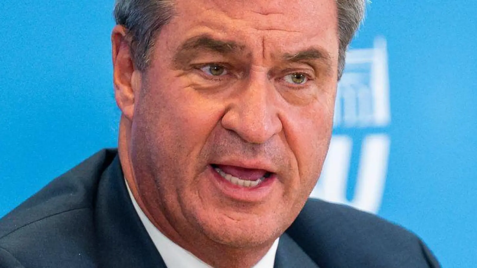 Die CSU will am System gesetzlicher und privater Kassen nicht rütteln. (Foto: Daniel Vogl/dpa)