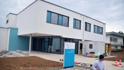 Der Neubau steht, auch wenn außen noch Baustellen-Flair herrscht. (Foto: Johannes Zimmermann)