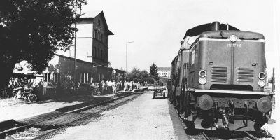 1985 hielt der letzte planmäßige Personenzug in Wassertrüdingen. Fast 30 Jahre später wird die Strecke jetzt reaktiviert. (Archivfoto: Klaus Hunzinger)