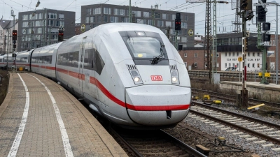 Wegen eines verdächtigen Gegenstands wurden Teile des Ulmer Hauptbahnhofs zeitweise gesperrt. (Symbolfoto) (Foto: Stefan Puchner/dpa)