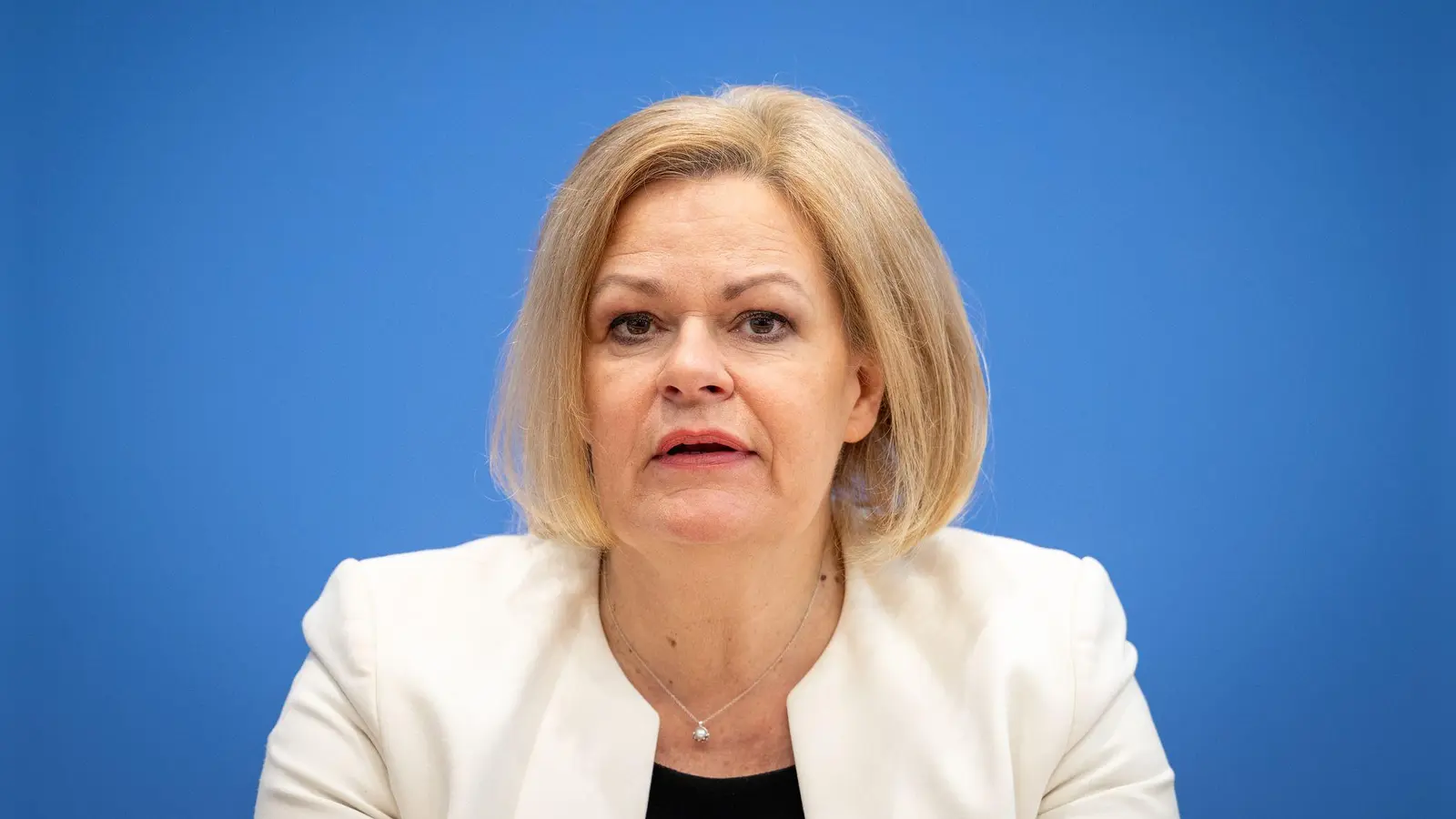 Der Angeklagte warf der geschäftsführenden Bundesinnenministerin Nancy Faeser (SPD) damals vor, die Meinungsfreiheit zu beschneiden. (Archivbild) (Foto: Soeren Stache/dpa)