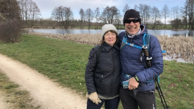 Kommunikative Begleiter mit philosophischen Ansätzen: Für Karin und Thomas sind die Volkswanderungen eine Art Lebeneinstellung. (Foto: Florian Pöhlmann)