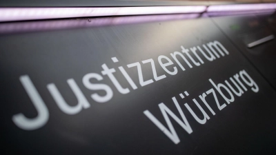 Der Prozess um eine tödliche Messerattacke vor einer Disco in Würzburg wird neu aufgerollt. (Archivbild) (Foto: Daniel Karmann/dpa)