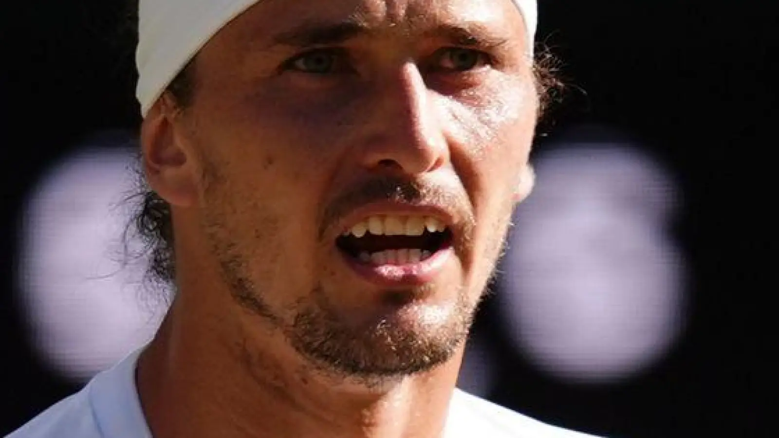 Alexander Zverev erfüllte seine nächste Pflichtaufgabe. (Foto: John Walton/PA Wire/dpa)