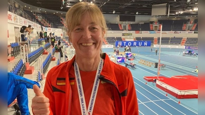 Strahlende Silbermedaillengewinnerin: Angelika Mader. (Foto: privat)