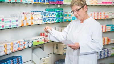 Für Zuzahlungen für Medikamente über die finanzielle Belastungsgrenze hinaus kann die Krankenkasse eine Befreiung ausstellen. (Foto: Benjamin Nolte/dpa-tmn)