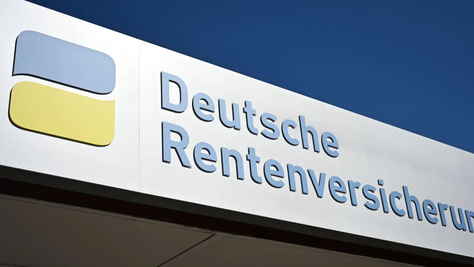 Die Altersvorsorge soll tiefgreifend umgebaut werden. (Symbolbild) (Foto: Markus Lenhardt/dpa)
