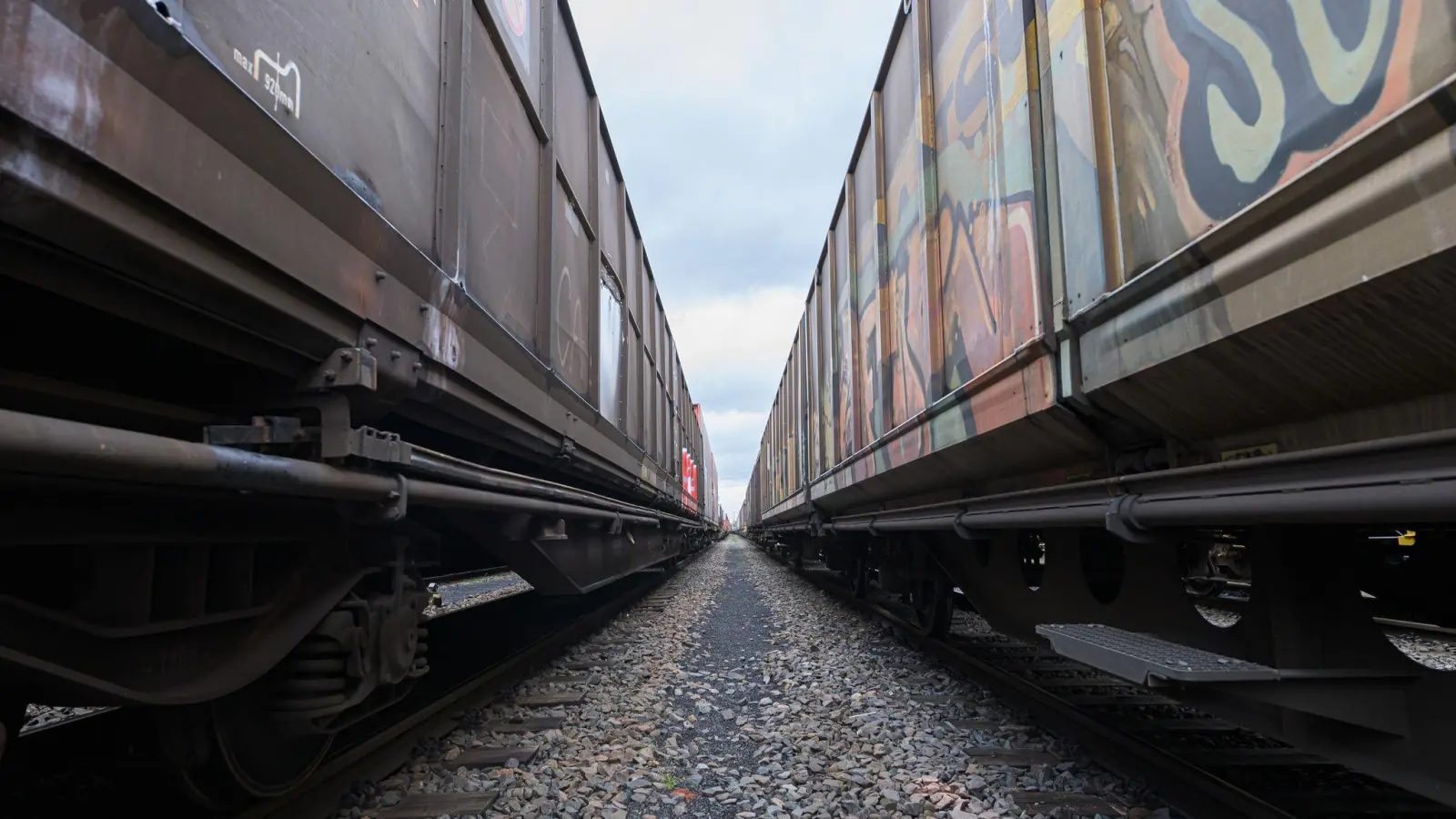 Auch dieses Jahr wird bei DB Cargo wohl ein Verlust anfallen. (Foto: Silas Stein/dpa)