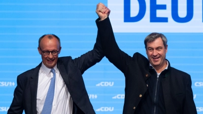 Die Umfragen sagen einen klaren Vorsprung für die Union bei der Bundestagswahl am Sonntag voraus - und eine Zitterpartie für kleine Parteien. Kanzlerkandidaten und Parteien kämpfen bis zuletzt. (Foto: Sven Hoppe/dpa)