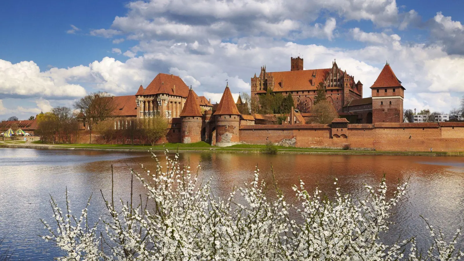 Riesige Ausmaße: Die Marienburg wird von einigen als größte Burg der Welt bezeichnet. (Foto: fotopolska.travel.pl/dpa-tmn)