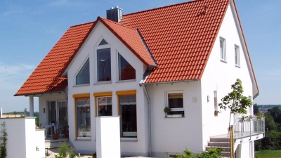 Die Mitgliedsbetriebe der Bauinnung verwirklichen Ihren Traum vom massiven Zuhause. Lassen Sie sich beraten.  (Foto: Pixabay)
