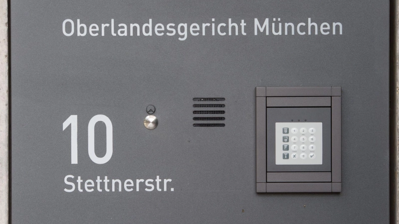 Verhandelt wurde im Hochsicherheitsgerichtssaal der Justizvollzugsanstalt München-Stadelheim nur rund 10 Minuten lang. (Archivbild) (Foto: Tobias Hase/dpa)