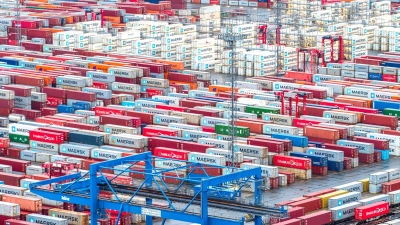 Volkswirte trauen der deutschen Wirtschaft 2026 wieder etwas mehr Wachstum zu. (Archivbild) (Foto: Sina Schuldt/dpa)