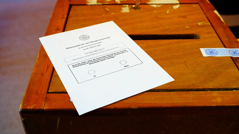 625 Wahlberechtigte haben ihre Stimme beim Bürgerentscheid abgegeben. Das sind rund 61,5 Prozent. (Foto: Simone Hedler)