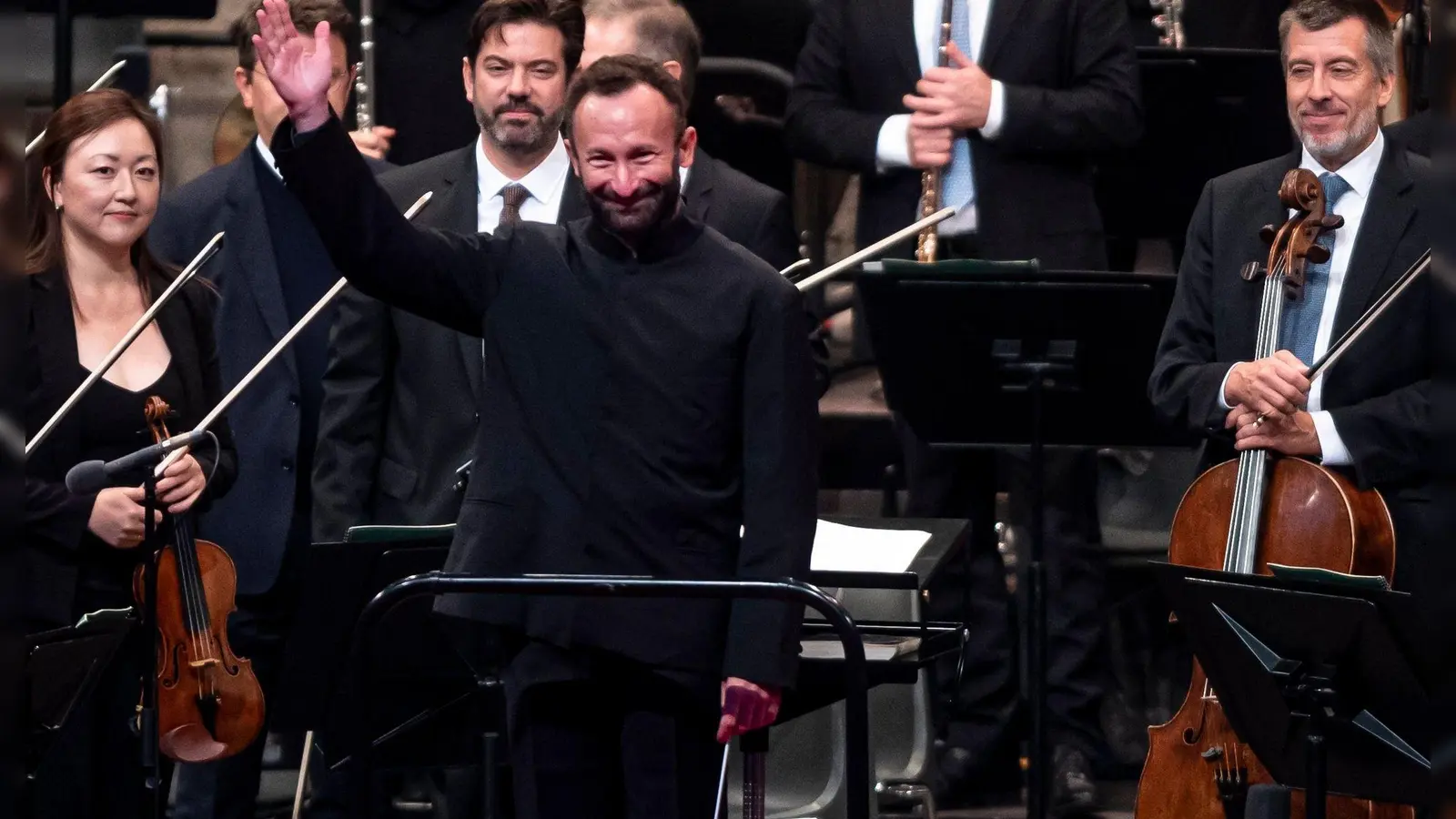 Der Dirigent sieht die Partnerschaft mit dem Salzburger Osterfestival als persönliches Karriere-Highlight. (Archivbild) (Foto: Fabian Sommer/dpa)