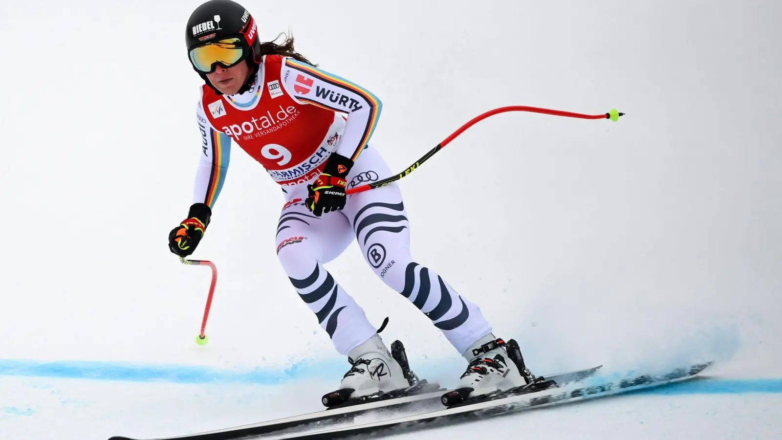 Ski-Ass Kira Weidle kam in Garmisch-Partenkirchen mit 0,82 Sekunden Rückstand auf die Siegerin Corinne Suter auf Rang vier. (Foto: Angelika Warmuth/dpa)