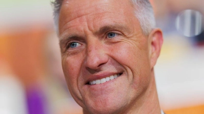 Ralf Schumacher und sein Partner Étienne wollen sich das Jawort geben. (Archivbild) (Foto: Rolf Vennenbernd/dpa)