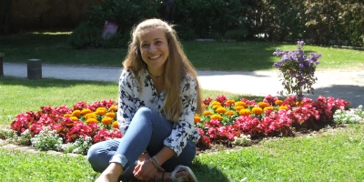 Fühlt sich als Neuling in der Kreuzgang-Familie gut aufgehoben: Schauspielerin Juliane Krug. (Foto: Jasmin Kiendl)