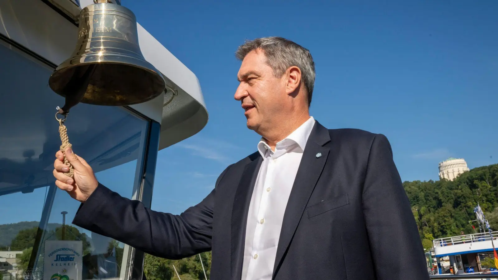 Läutet Markus Söder hier die Schlussrunde für den Wassercent ein? Bald soll der Gesetzentwurf vorliegen.  (Foto: Peter Kneffel/dpa)