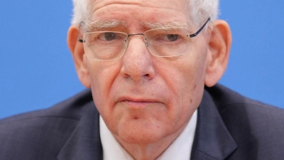 Zentralratspräsident Josef Schuster beobachtet eine Gewöhnung an Antisemitismus in Deutschland. (Archivbild) (Foto: Soeren Stache/dpa)