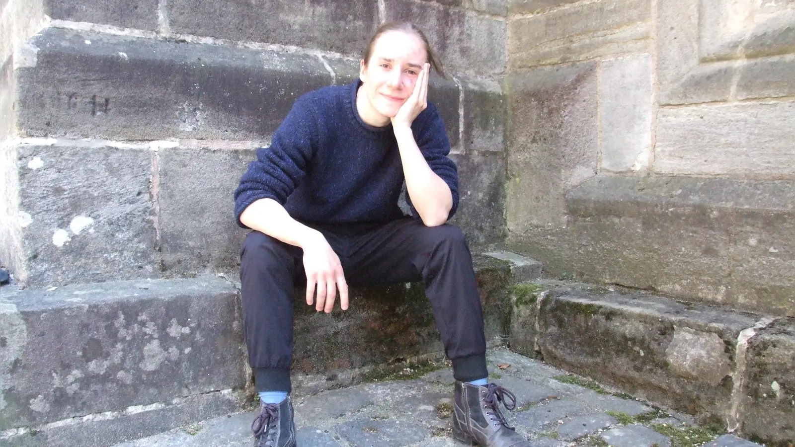 Für den Schauspieler Ben Erik Schröter sind es bereits die dritten Kreuzgangspiele. (Foto: Jasmin Kiendl)