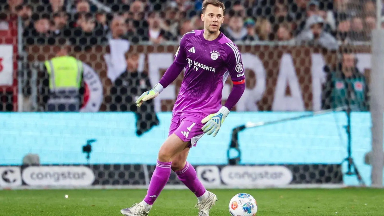 „Total entspannt“: Bayern-Torwart Manuel Neuer. (Foto: Christian Charisius/dpa)