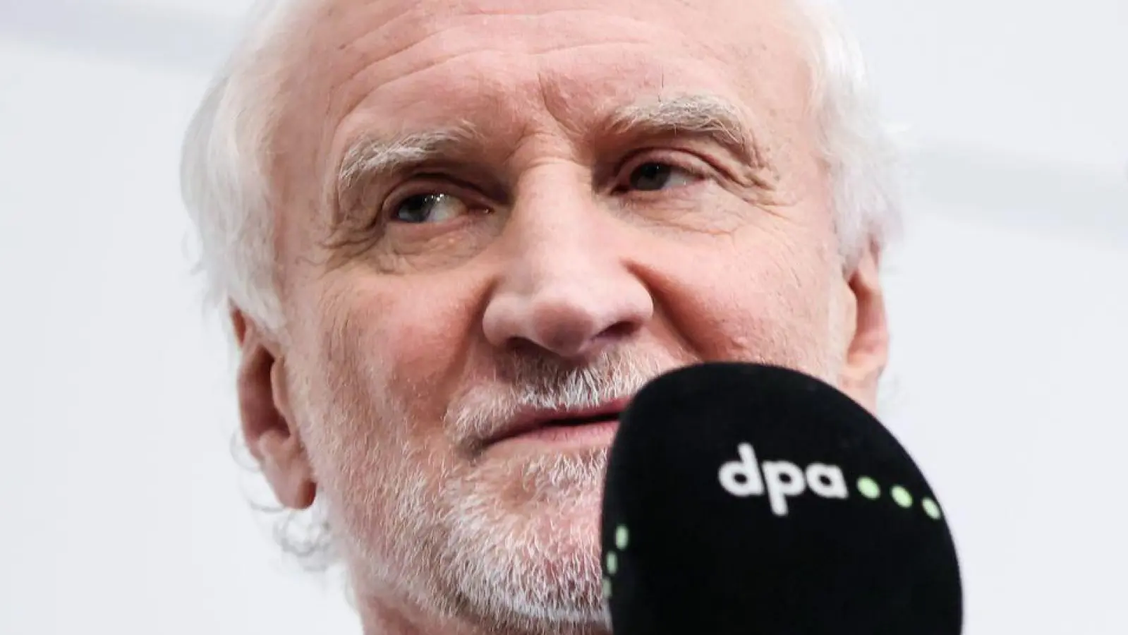 Rudi Völler hält die Debatte um einen WM-Boykott für sinnlos. (Foto: Christian Charisius/dpa)