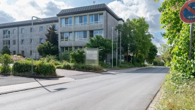 Um die Zukunft des Neustädter Krankenhauses gibt es große Sorgen.  (Foto: Mirko Fryska)