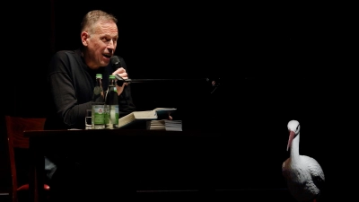 Erzählte, wie sein Buch „Unter den Wolken” entstanden ist: der Radiomoderator Achim Bogdahn. (Foto: Thomas Wirth)