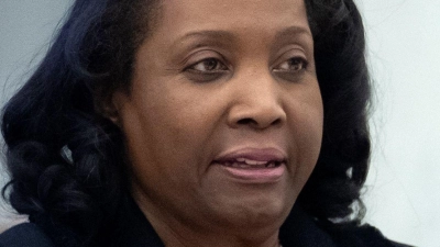 Cook wehrt sich gerichtlich gegen Trumps Versuch, sie zu entlassen. (Foto: Mark Schiefelbein/AP/dpa)